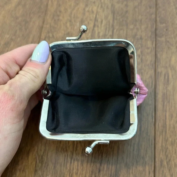 Pink coin purse - Picture 2 of 3